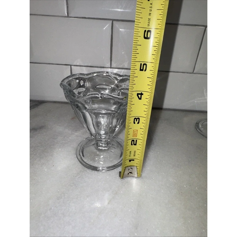 Vintage Anchor‎ Hocking Sundae Petal Fluted Lettuce Ice Cream  Sherbet GW003
